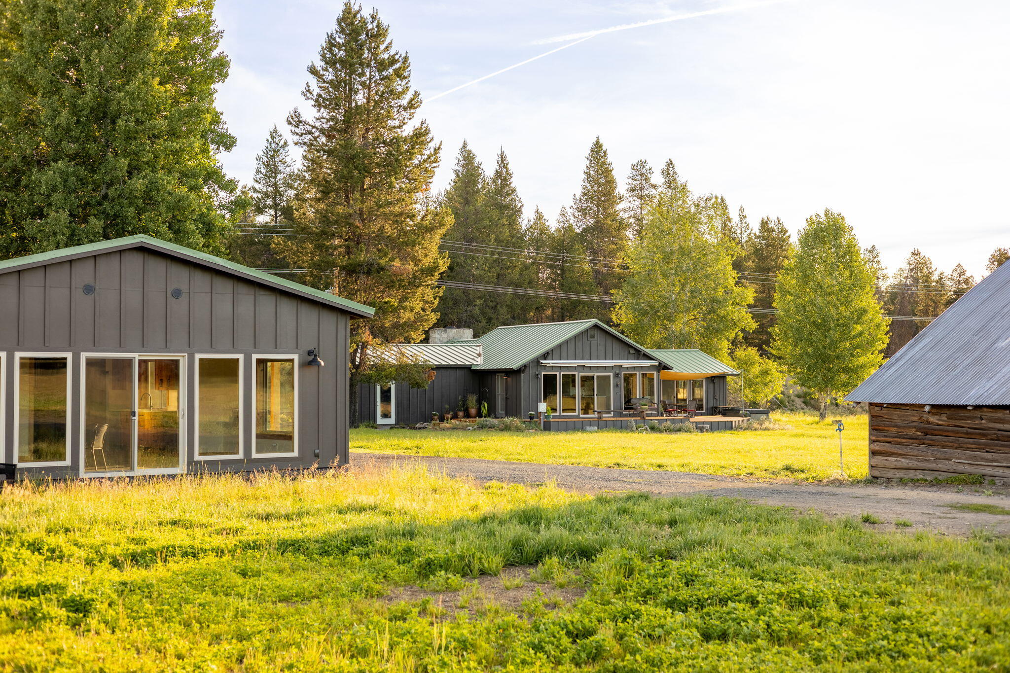 Bend, Oregon, 97707, United States, 3 Bedrooms Bedrooms, ,3 BathroomsBathrooms,Residential,Active,1880197