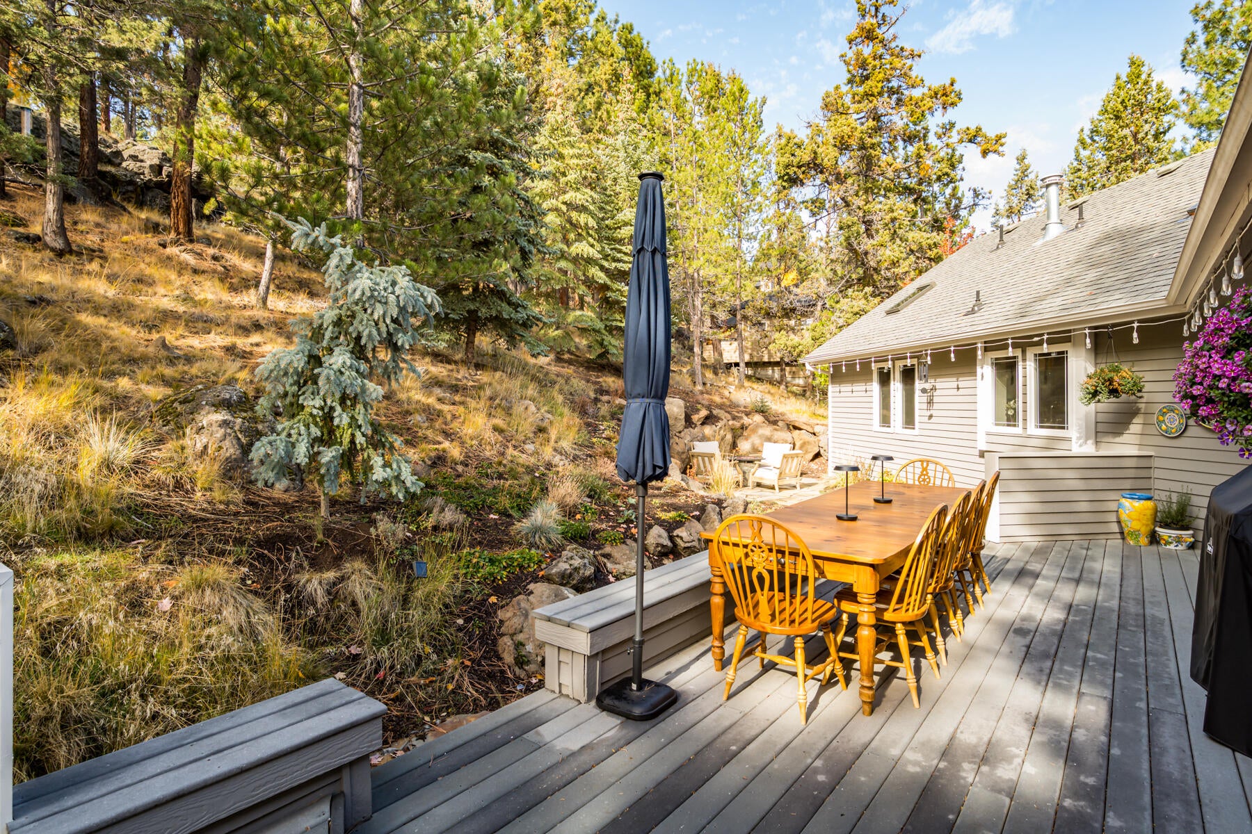 Bend, Oregon, 97703, United States, 5 Bedrooms Bedrooms, ,3 BathroomsBathrooms,Residential,Active,1972188