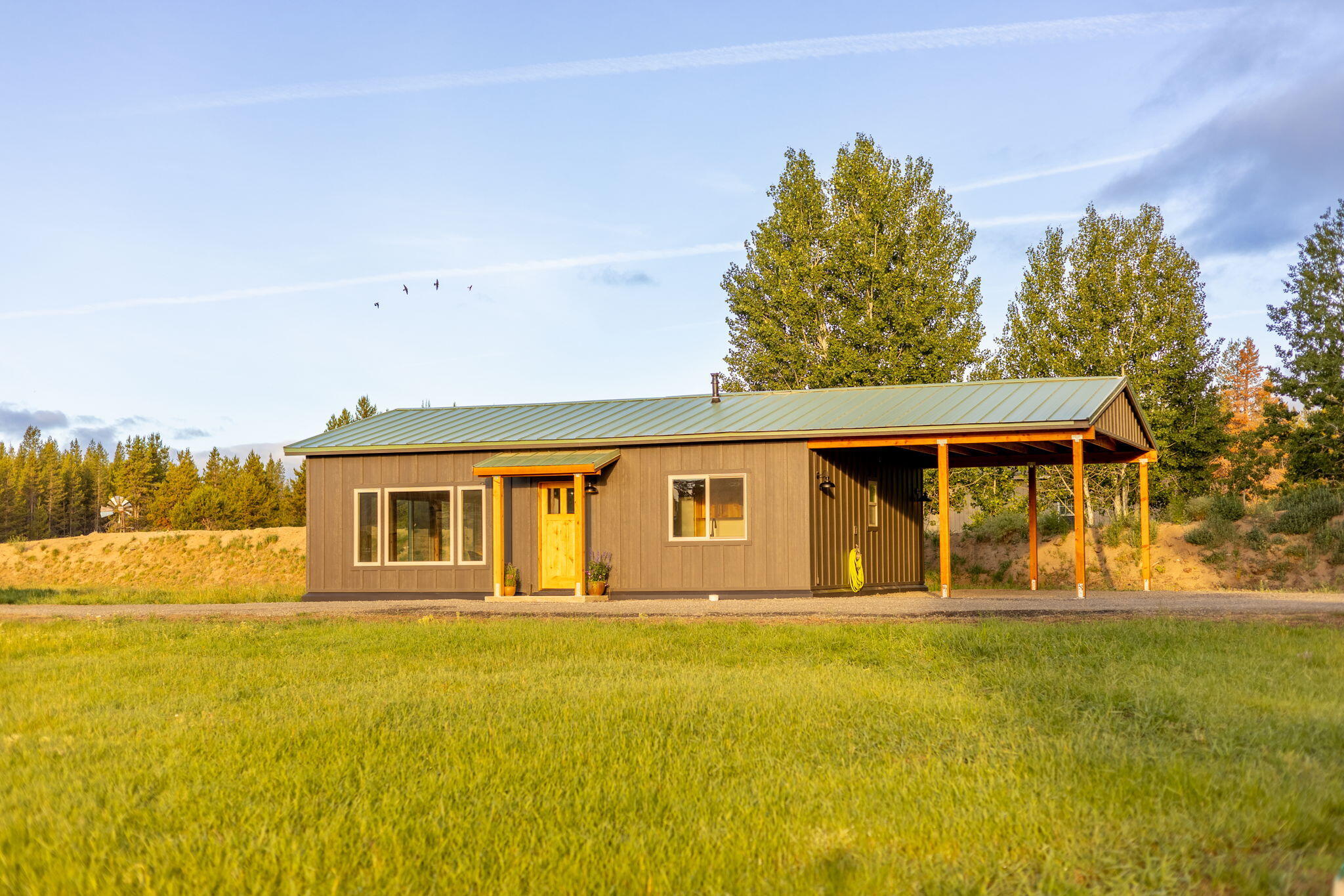 Bend, Oregon, 97707, United States, 3 Bedrooms Bedrooms, ,3 BathroomsBathrooms,Residential,Active,1880197