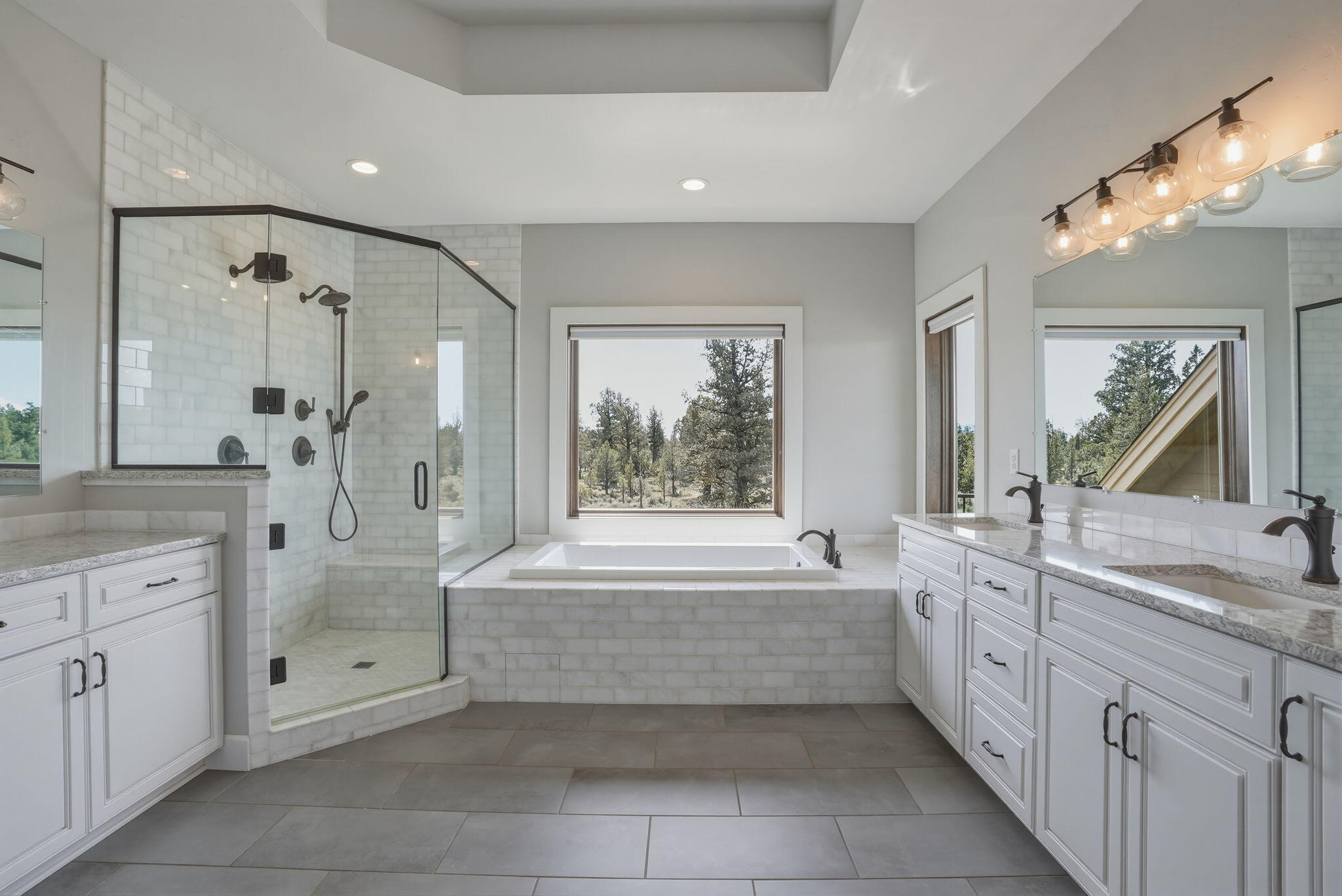 Sisters, Oregon, 97759, United States, 3 Bedrooms Bedrooms, ,3 BathroomsBathrooms,Residential,Active,2043417
