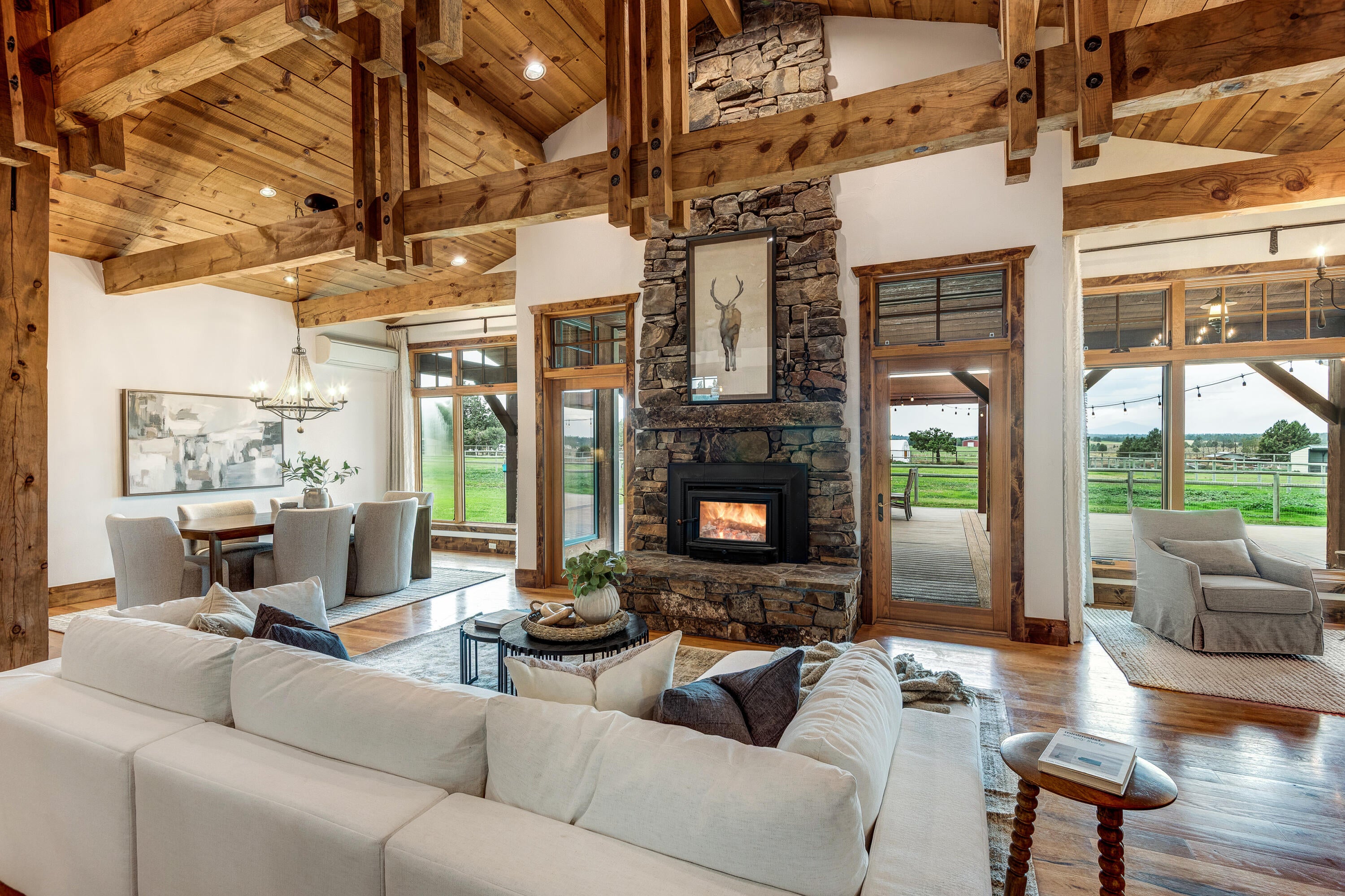 Bend, Oregon, 97703, United States, 3 Bedrooms Bedrooms, ,3 BathroomsBathrooms,Residential,Active,1953693