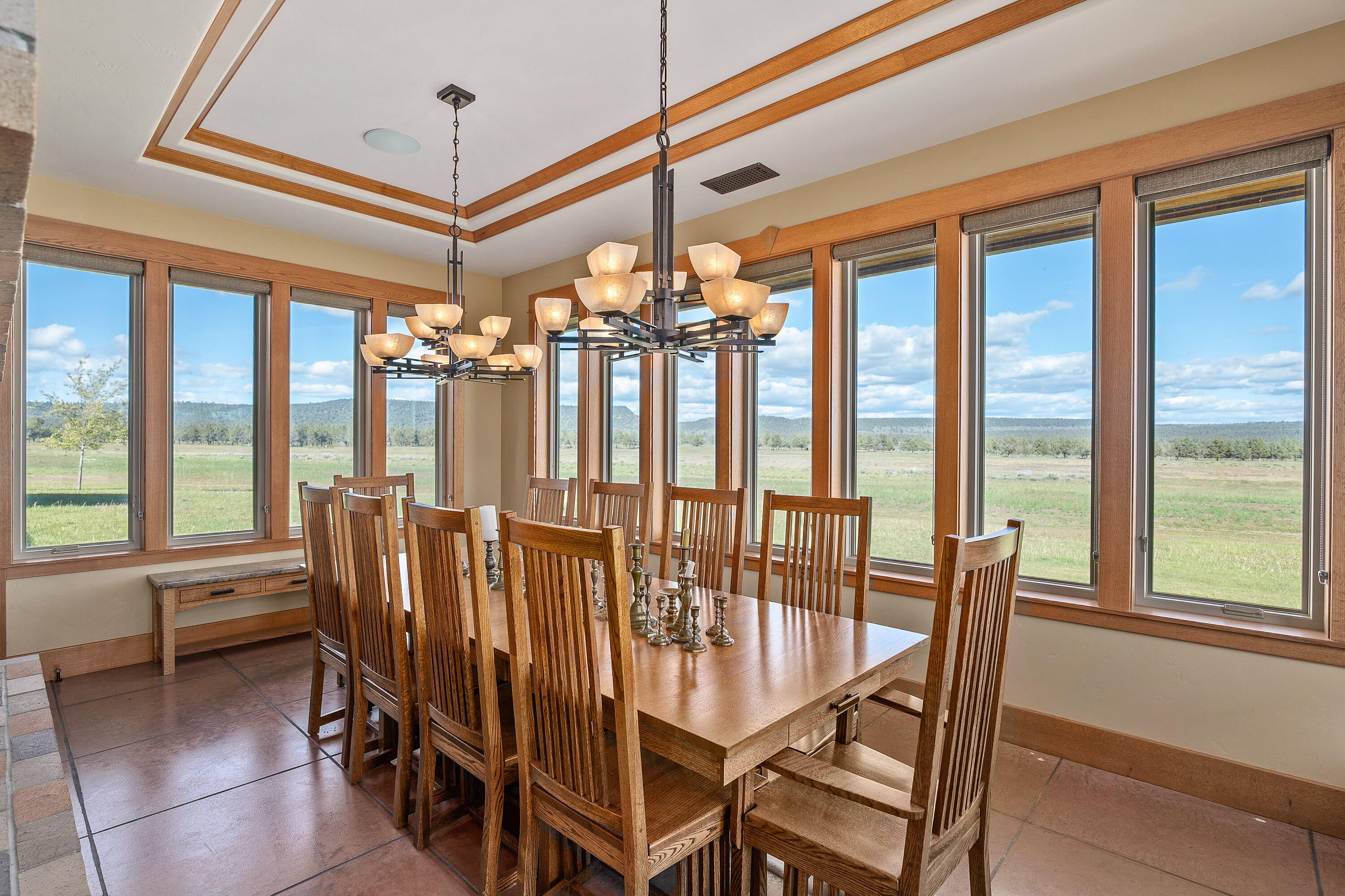 Bonanza, Oregon, 97623, United States, 3 Bedrooms Bedrooms, ,4 BathroomsBathrooms,Residential,Active,1876681