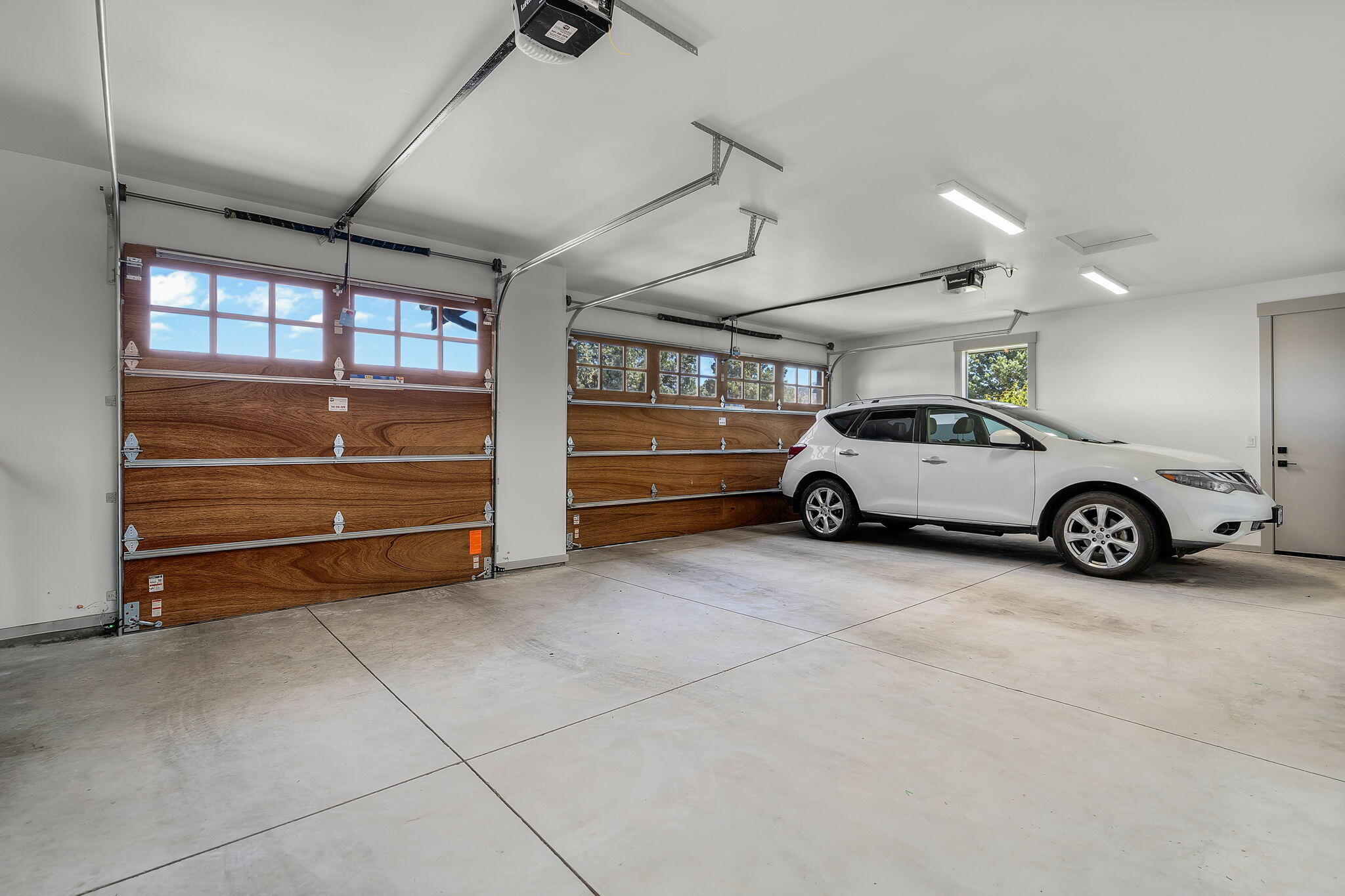 Powell Butte, Oregon, 97753, United States, 3 Bedrooms Bedrooms, ,3 BathroomsBathrooms,Residential,Active,1884879