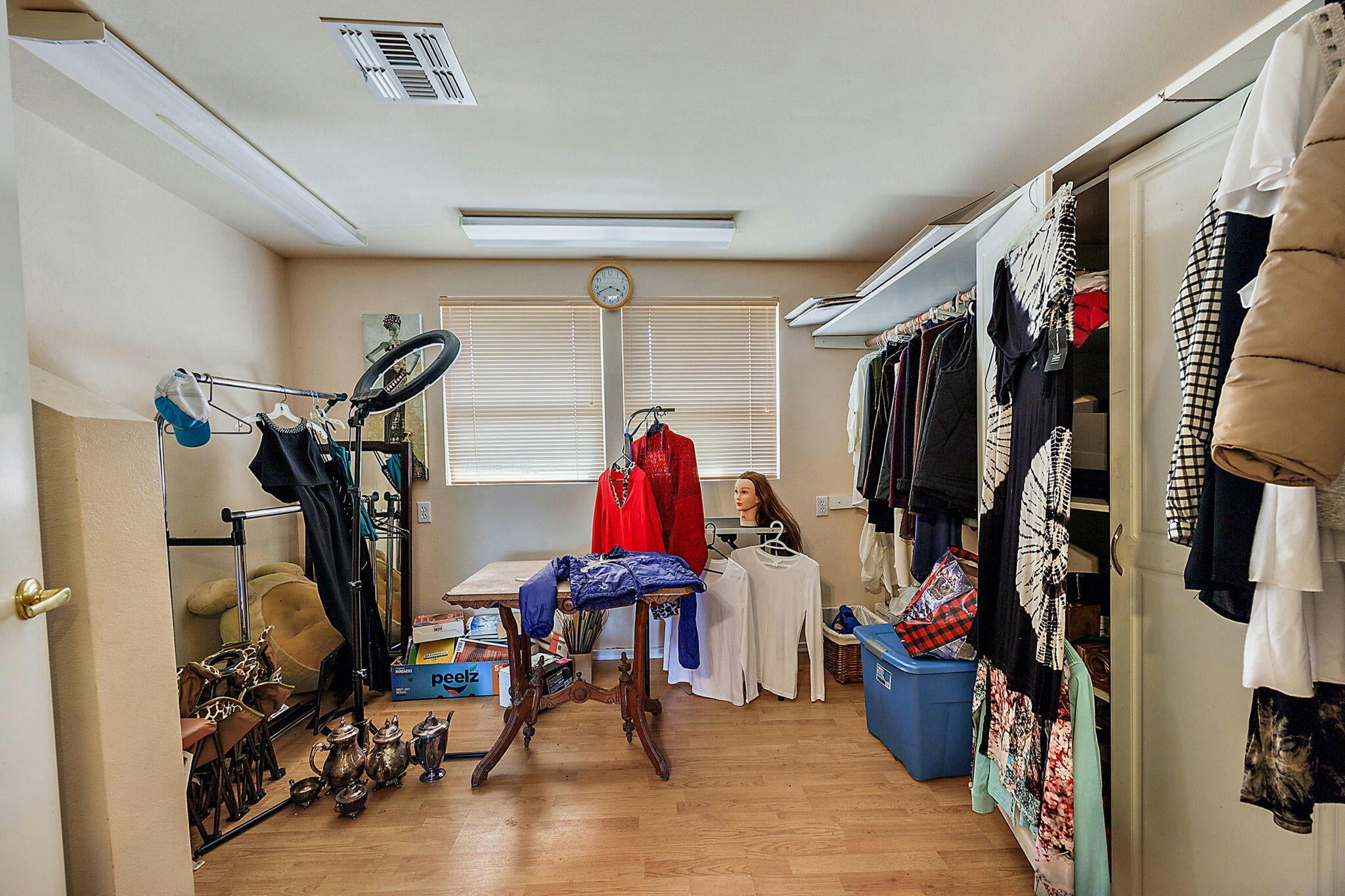 Ashland, Oregon, 97520, United States, 4 Bedrooms Bedrooms, ,4 BathroomsBathrooms,Residential,Active,1741601