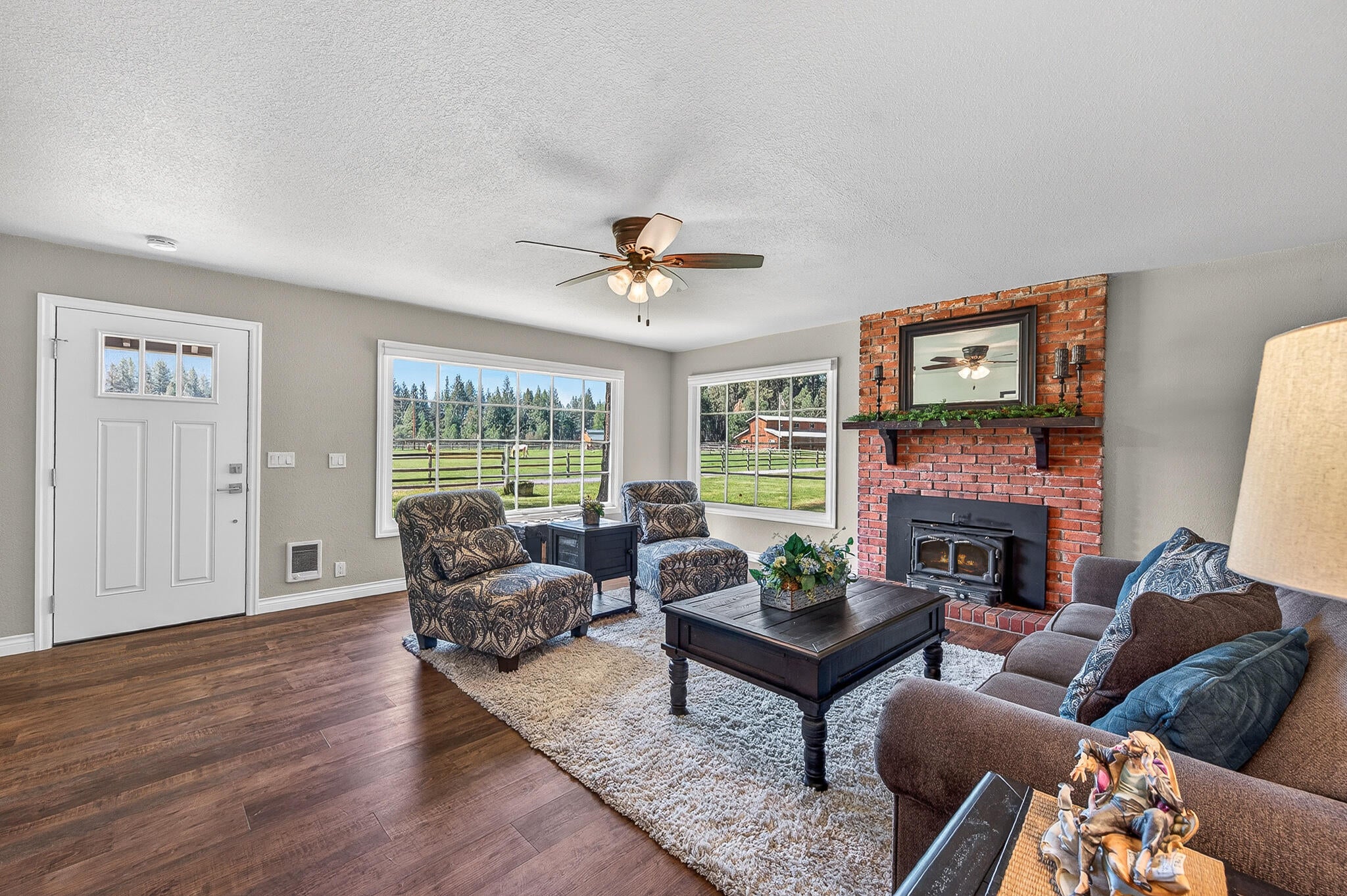 Camp Sherman, Oregon, 97730, United States, 2 Bedrooms Bedrooms, ,2 BathroomsBathrooms,Residential,Active,2045042