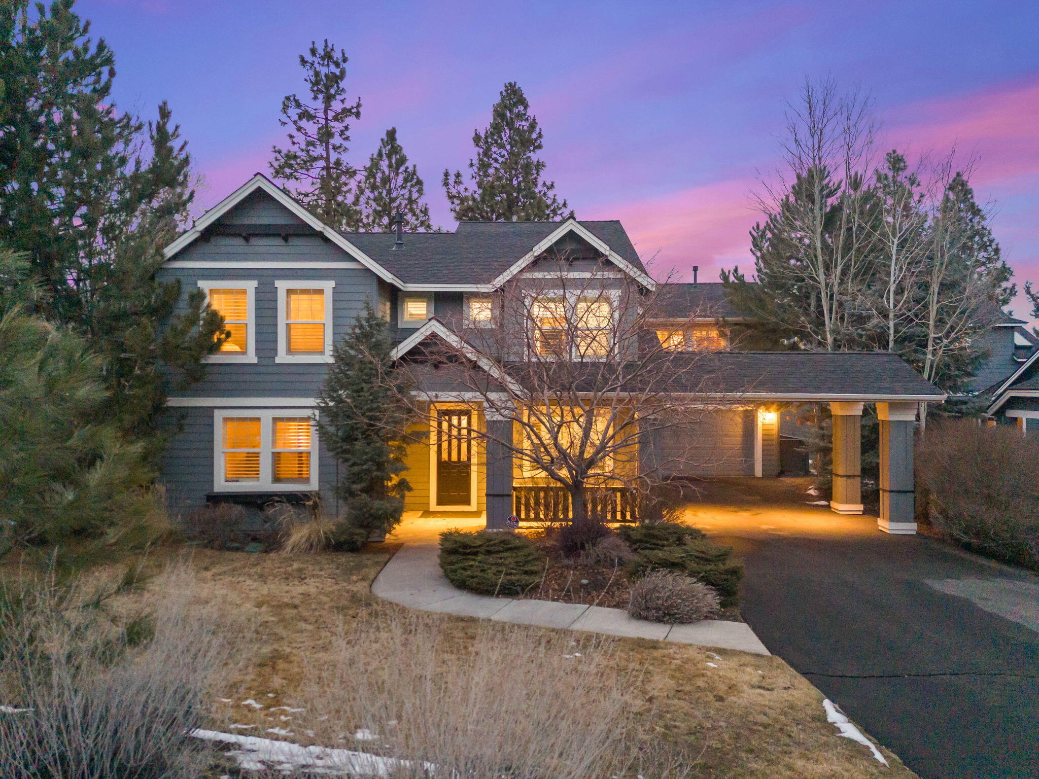 Bend, Oregon, 97702, United States, 4 Bedrooms Bedrooms, ,5 BathroomsBathrooms,Residential,Active,1726847