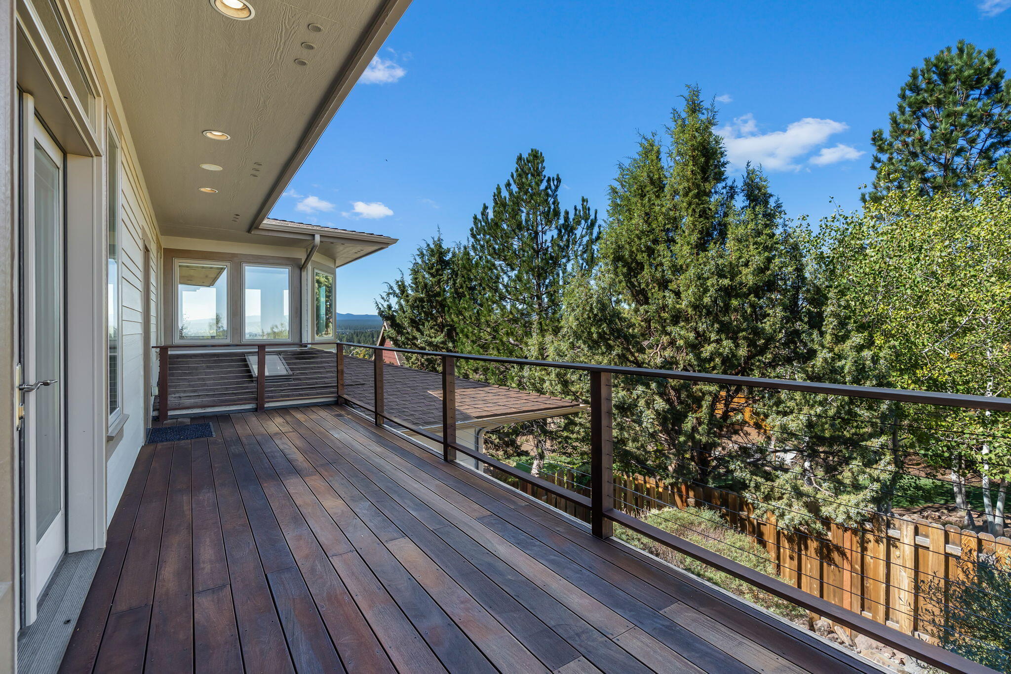 Bend, Oregon, 97702, United States, 3 Bedrooms Bedrooms, ,4 BathroomsBathrooms,Residential,Active,1929788