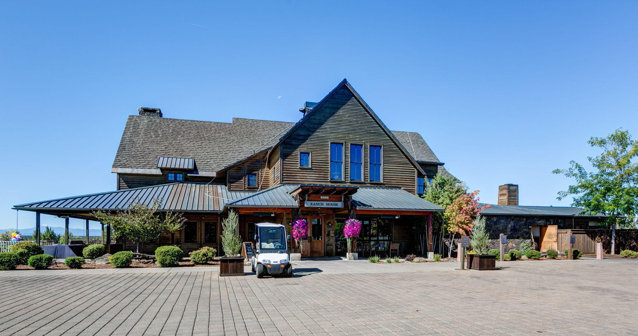 Powell Butte, Oregon, 97753, United States, 3 Bedrooms Bedrooms, ,3 BathroomsBathrooms,Residential,Active,1884879