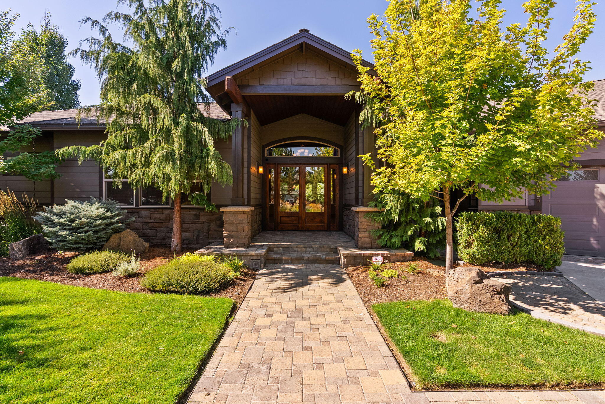 Bend, Oregon, 97702, United States, 3 Bedrooms Bedrooms, ,4 BathroomsBathrooms,Residential,Active,1952481 Bend, Oregon, 97702, United States, 3 Bedrooms Bedrooms, ,4 BathroomsBathrooms,Residential,Active,1952481