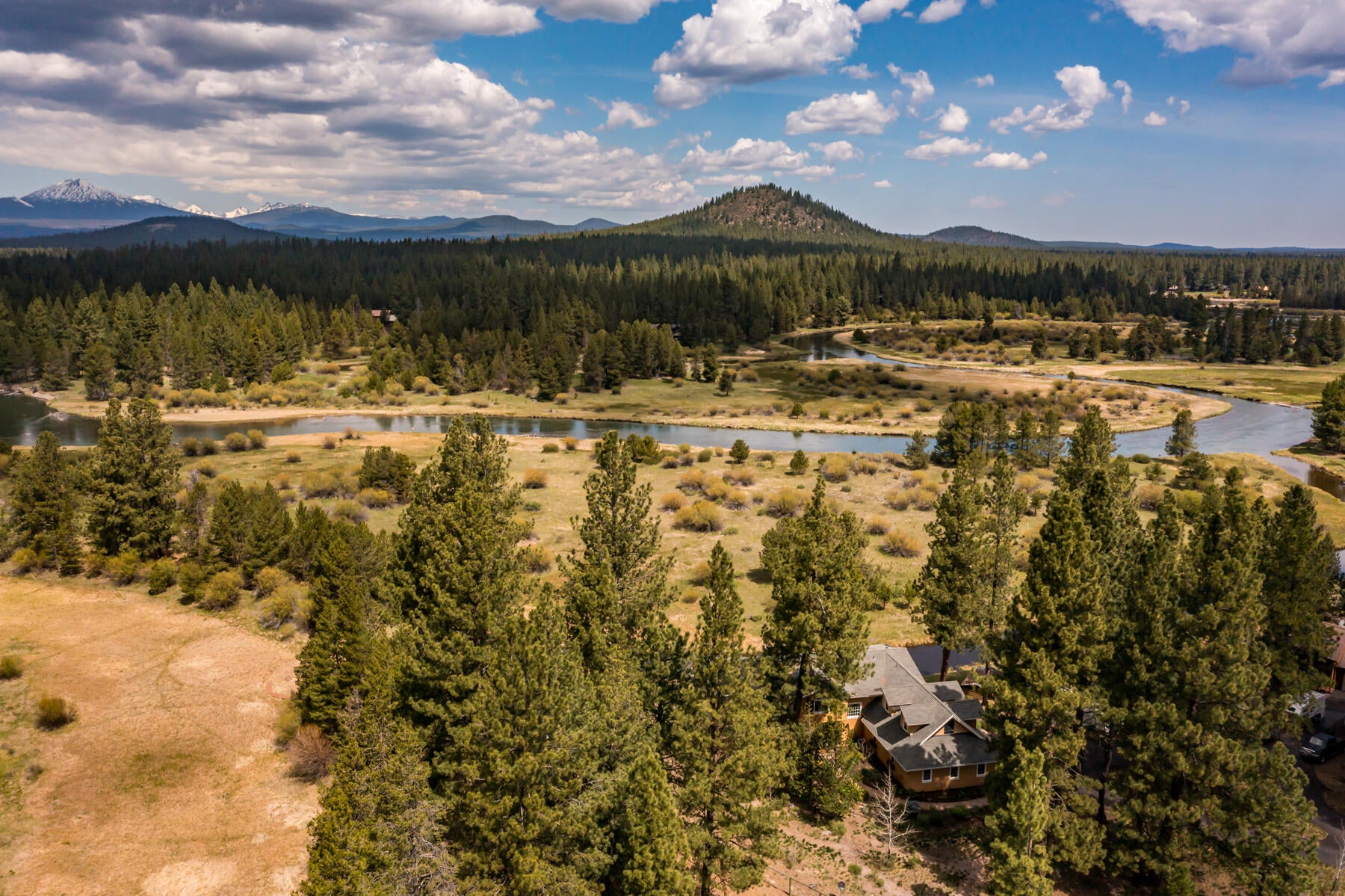 Bend, Oregon, 97707, United States, 5 Bedrooms Bedrooms, ,5 BathroomsBathrooms,Residential,Active,2044562