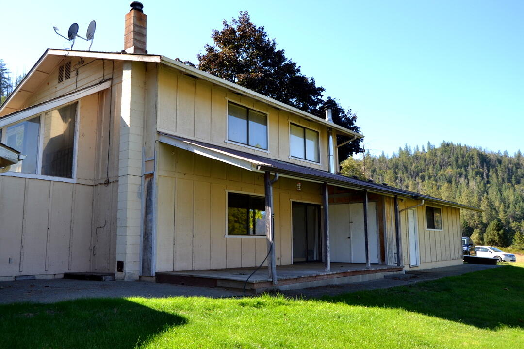 Applegate, Oregon, 97530, United States, 4 Bedrooms Bedrooms, ,3 BathroomsBathrooms,Residential,Active,1963259