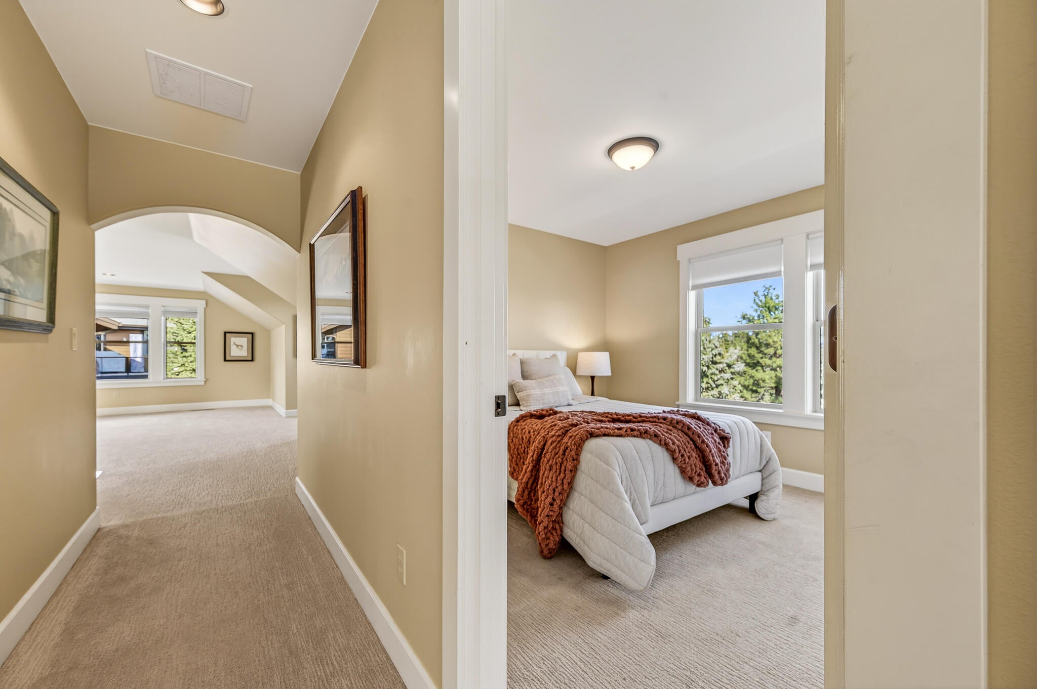 Bend, Oregon, 97703, United States, 3 Bedrooms Bedrooms, ,3 BathroomsBathrooms,Residential,Active,2017476