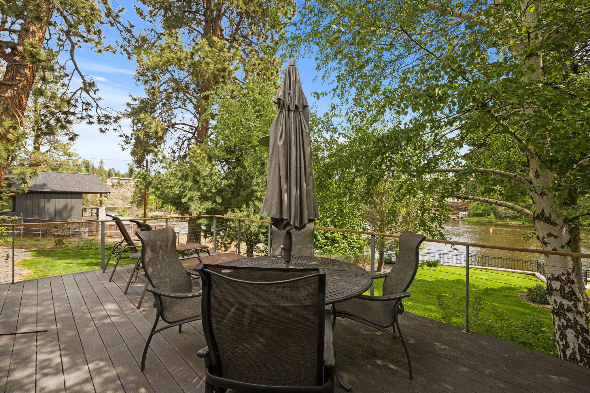 Bend, Oregon, 97703, United States, 3 Bedrooms Bedrooms, ,2 BathroomsBathrooms,Residential,Active,1904740