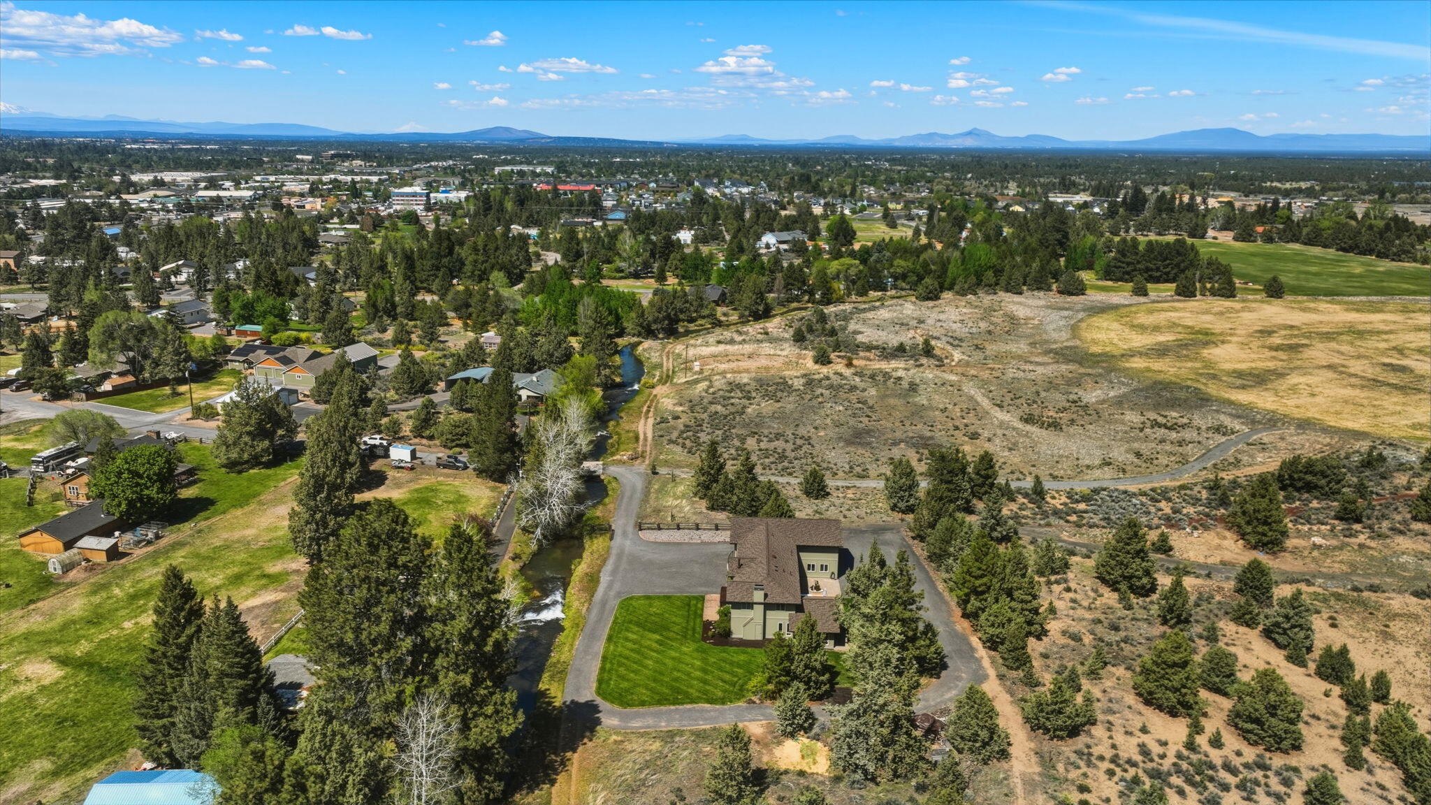 Bend, Oregon, 97702, United States, 3 Bedrooms Bedrooms, ,5 BathroomsBathrooms,Residential,Active,2045021