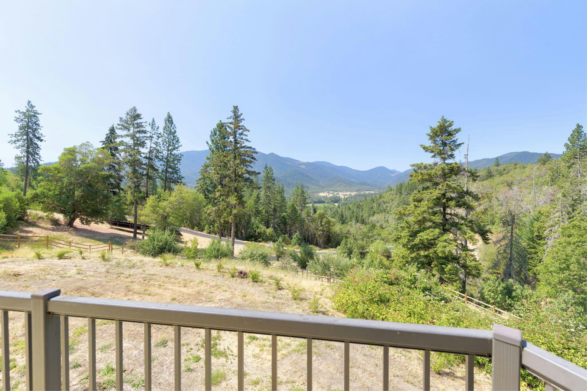 Grants Pass, Oregon, 97527, United States, ,6 BathroomsBathrooms,Residential,Active,1748769