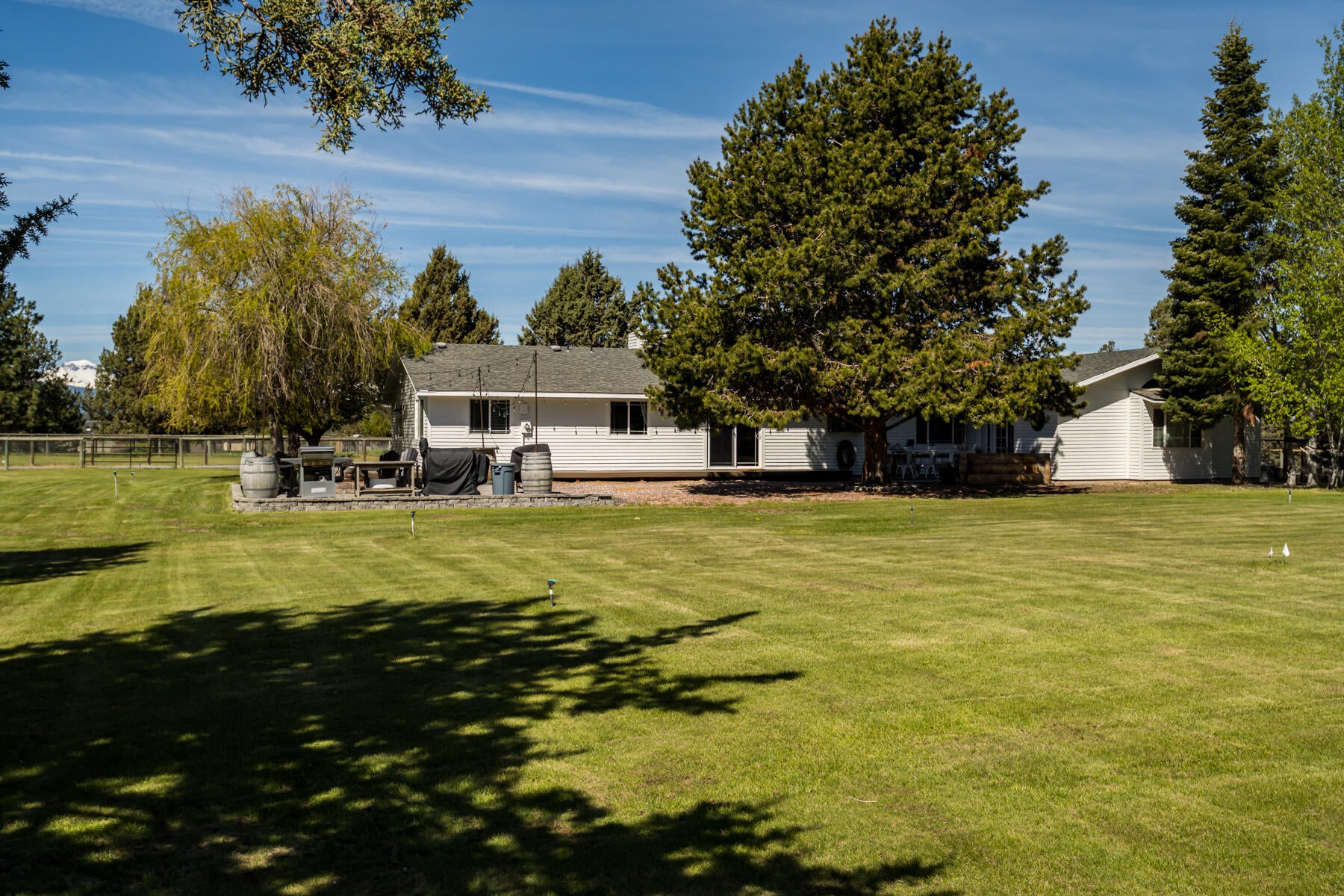 Bend, Oregon, 97703, United States, 4 Bedrooms Bedrooms, ,3 BathroomsBathrooms,Residential,Active,1790219