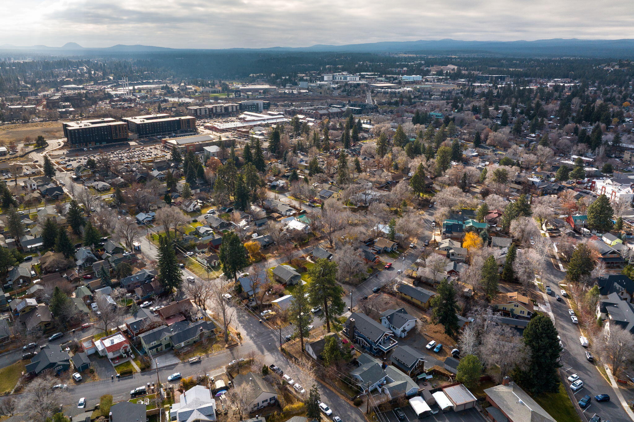 Bend, Oregon, 97703, United States, 4 Bedrooms Bedrooms, ,4 BathroomsBathrooms,Residential,Active,1996273