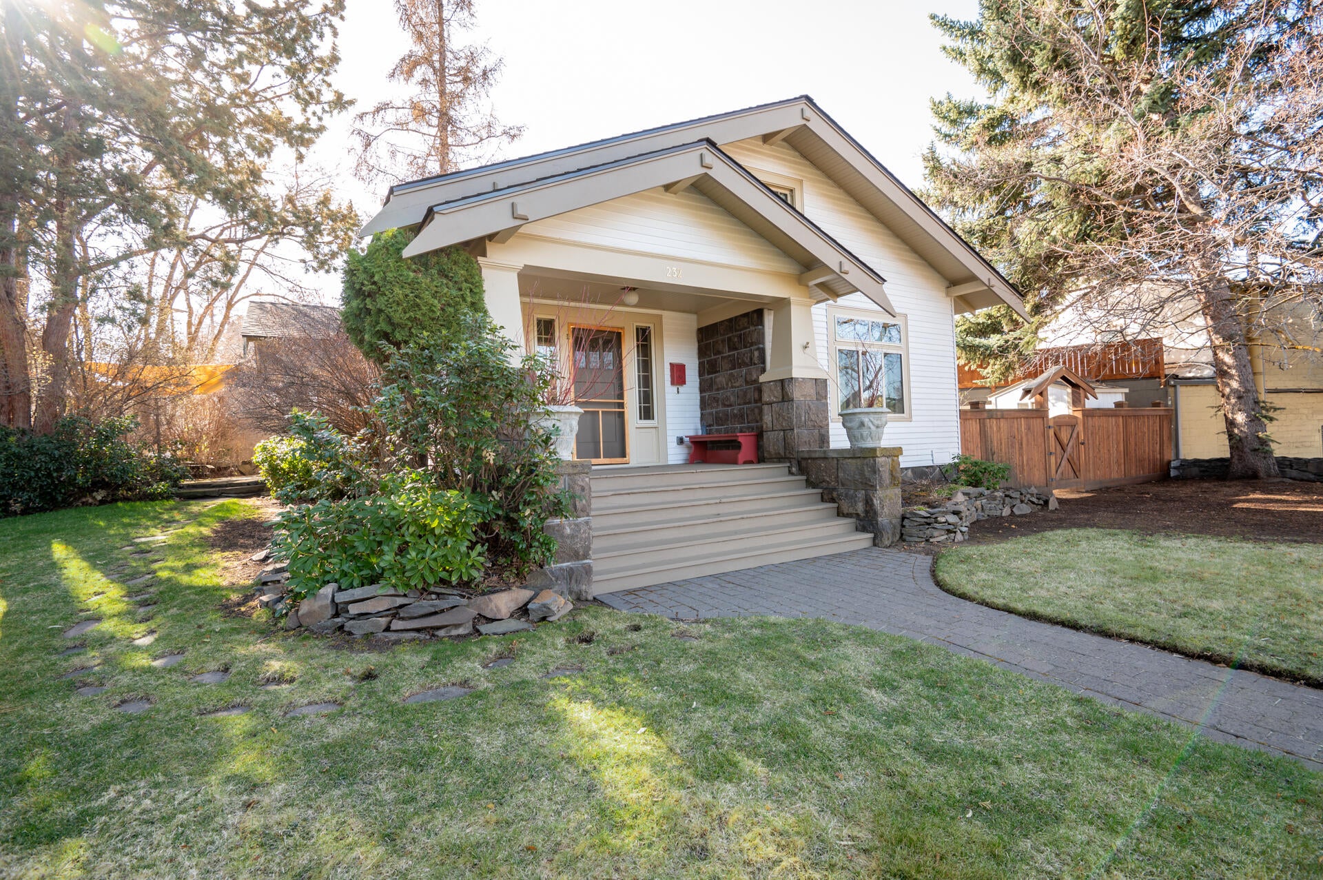 Bend, Oregon, 97703, United States, 3 Bedrooms Bedrooms, ,2 BathroomsBathrooms,Residential,Active,1756823