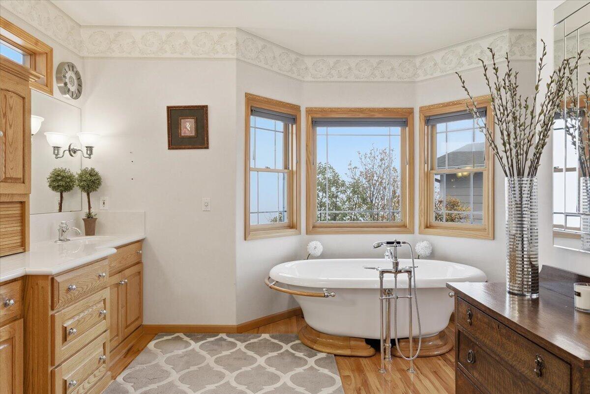 Grants Pass, Oregon, 97527, United States, 3 Bedrooms Bedrooms, ,3 BathroomsBathrooms,Residential,Active,1990612