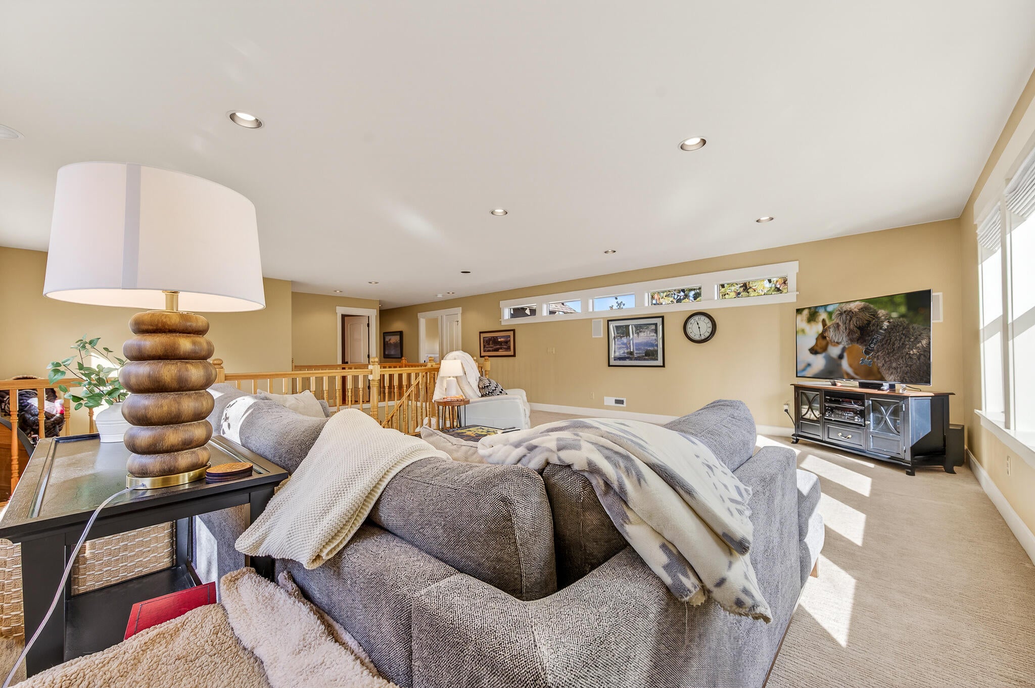 Bend, Oregon, 97703, United States, 3 Bedrooms Bedrooms, ,3 BathroomsBathrooms,Residential,Active,2017476