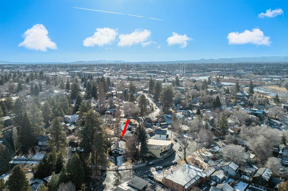 Bend, Oregon, 97703, United States, 3 Bedrooms Bedrooms, ,2 BathroomsBathrooms,Residential,Active,1756823