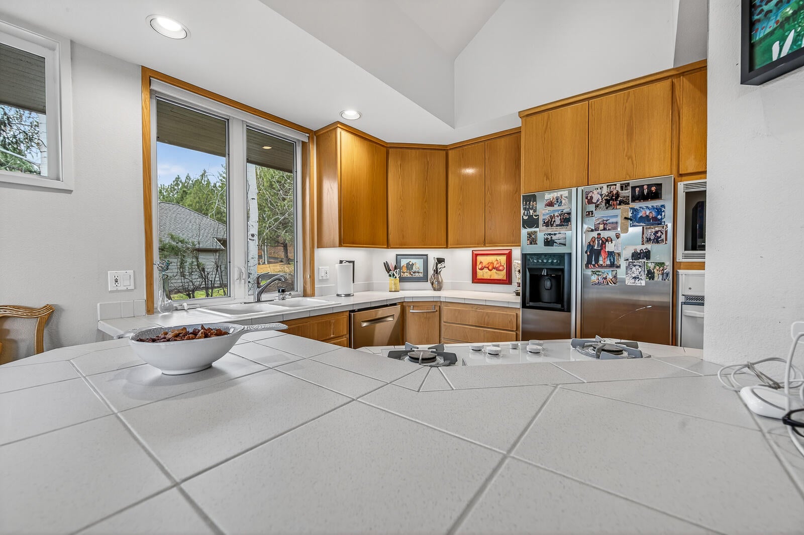 Bend, Oregon, 97702, United States, 4 Bedrooms Bedrooms, ,5 BathroomsBathrooms,Residential,Active,2007101