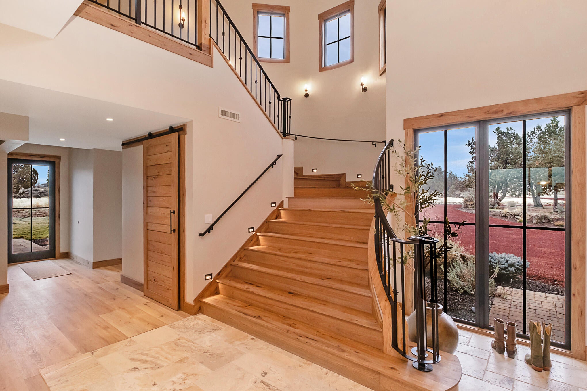 Terrebonne, Oregon, 97760, United States, 5 Bedrooms Bedrooms, ,5 BathroomsBathrooms,Residential,Active,1747251