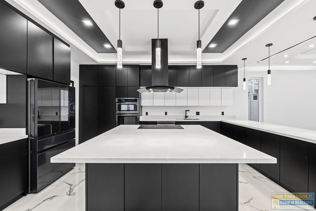 South Padre Island, Texas, 78597, United States, 4 Bedrooms Bedrooms, ,6 BathroomsBathrooms,Residential,Active,2006909