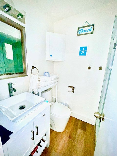 South Padre Island, Texas, 78597, United States, 5 Bedrooms Bedrooms, ,6 BathroomsBathrooms,Residential,Active,1733985