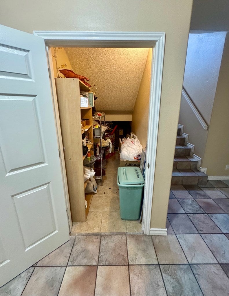 South Padre Island, Texas, 78597, United States, 5 Bedrooms Bedrooms, ,3 BathroomsBathrooms,Residential,Active,1909849