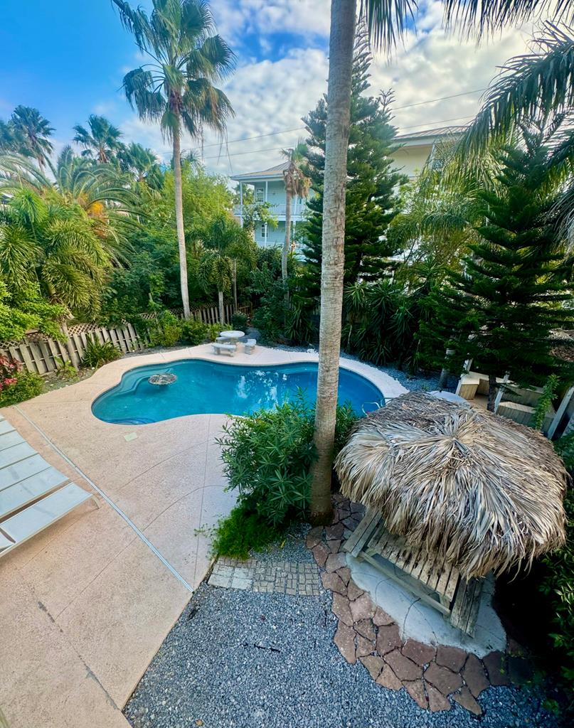 South Padre Island, Texas, 78597, United States, 5 Bedrooms Bedrooms, ,3 BathroomsBathrooms,Residential,Active,1909849