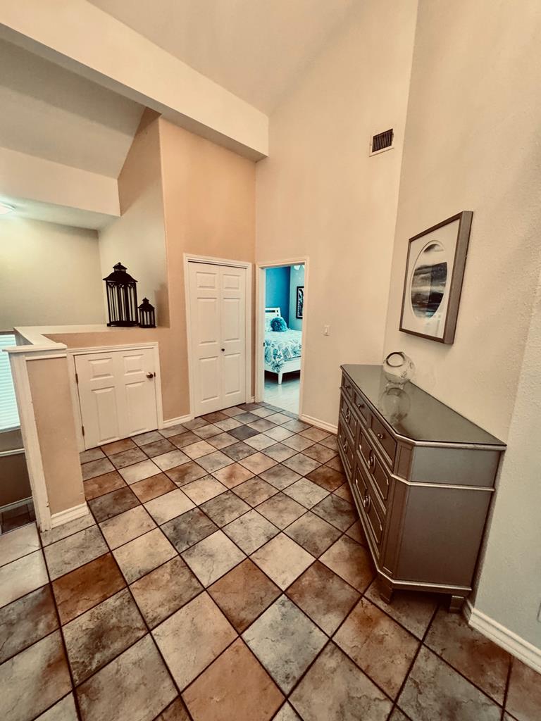 South Padre Island, Texas, 78597, United States, 5 Bedrooms Bedrooms, ,3 BathroomsBathrooms,Residential,Active,1909849