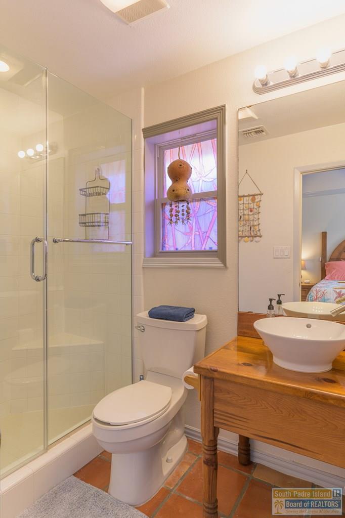 Laguna Vista, Texas, 78578, United States, 4 Bedrooms Bedrooms, ,4 BathroomsBathrooms,Residential,Active,1962187