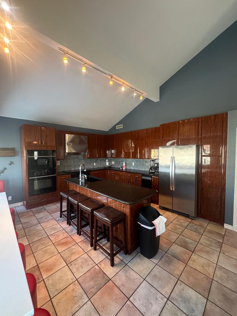 South Padre Island, Texas, 78597, United States, 5 Bedrooms Bedrooms, ,3 BathroomsBathrooms,Residential,Active,1909849