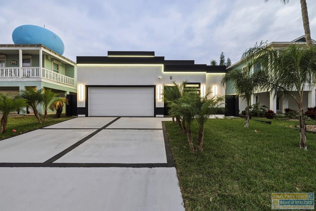 South Padre Island, Texas, 78597, United States, 4 Bedrooms Bedrooms, ,6 BathroomsBathrooms,Residential,Active,2006909