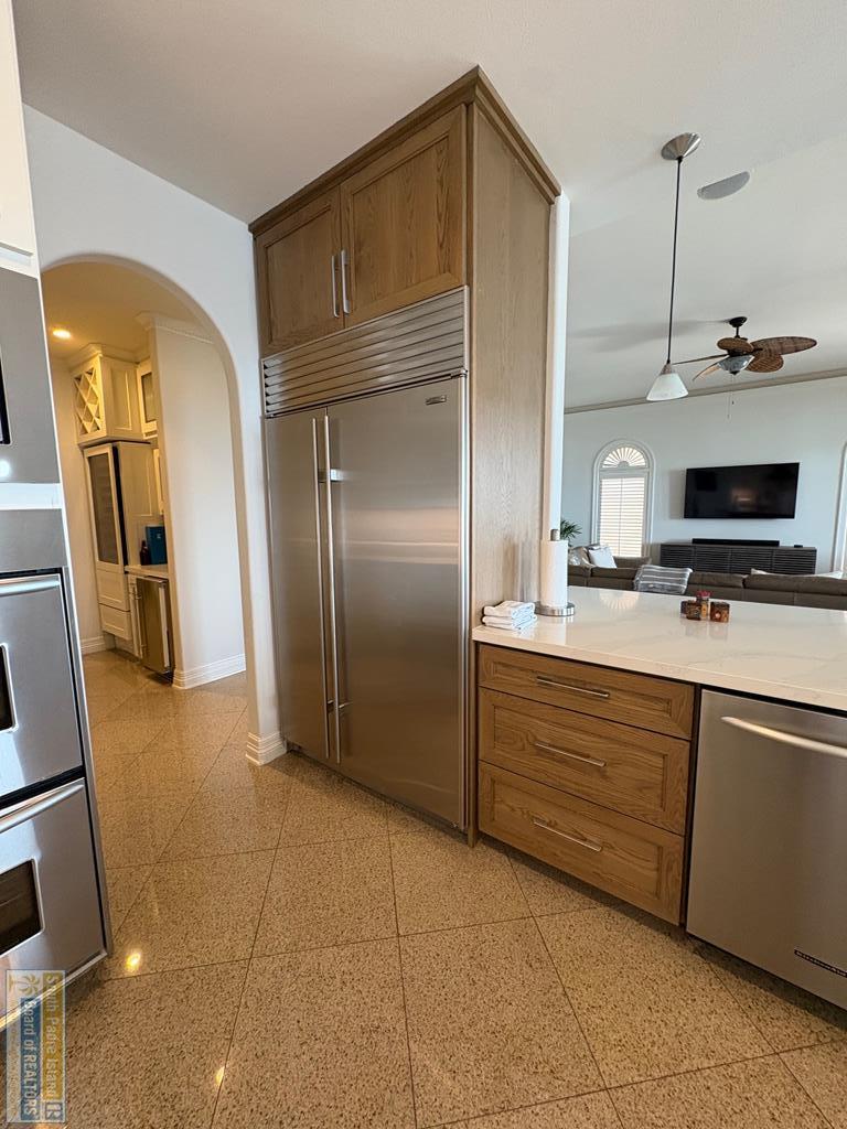 South Padre Island, Texas, 78597, United States, 5 Bedrooms Bedrooms, ,7 BathroomsBathrooms,Residential,Active,1859407