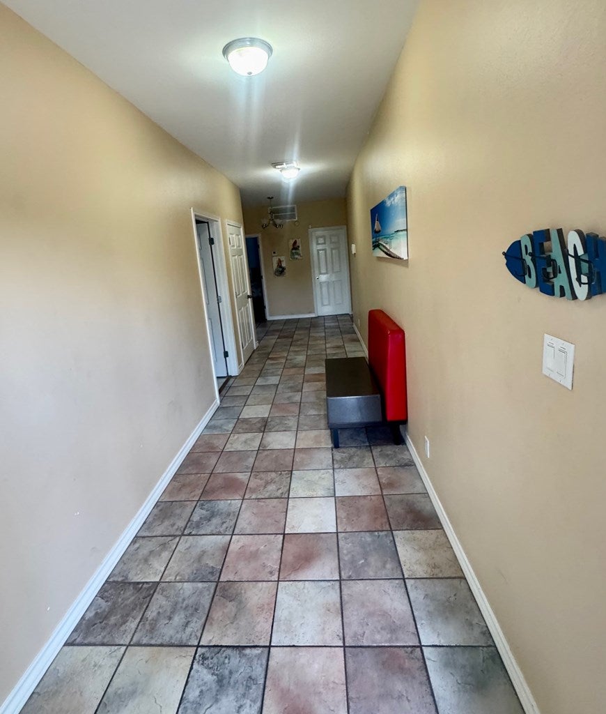 South Padre Island, Texas, 78597, United States, 5 Bedrooms Bedrooms, ,3 BathroomsBathrooms,Residential,Active,1909849