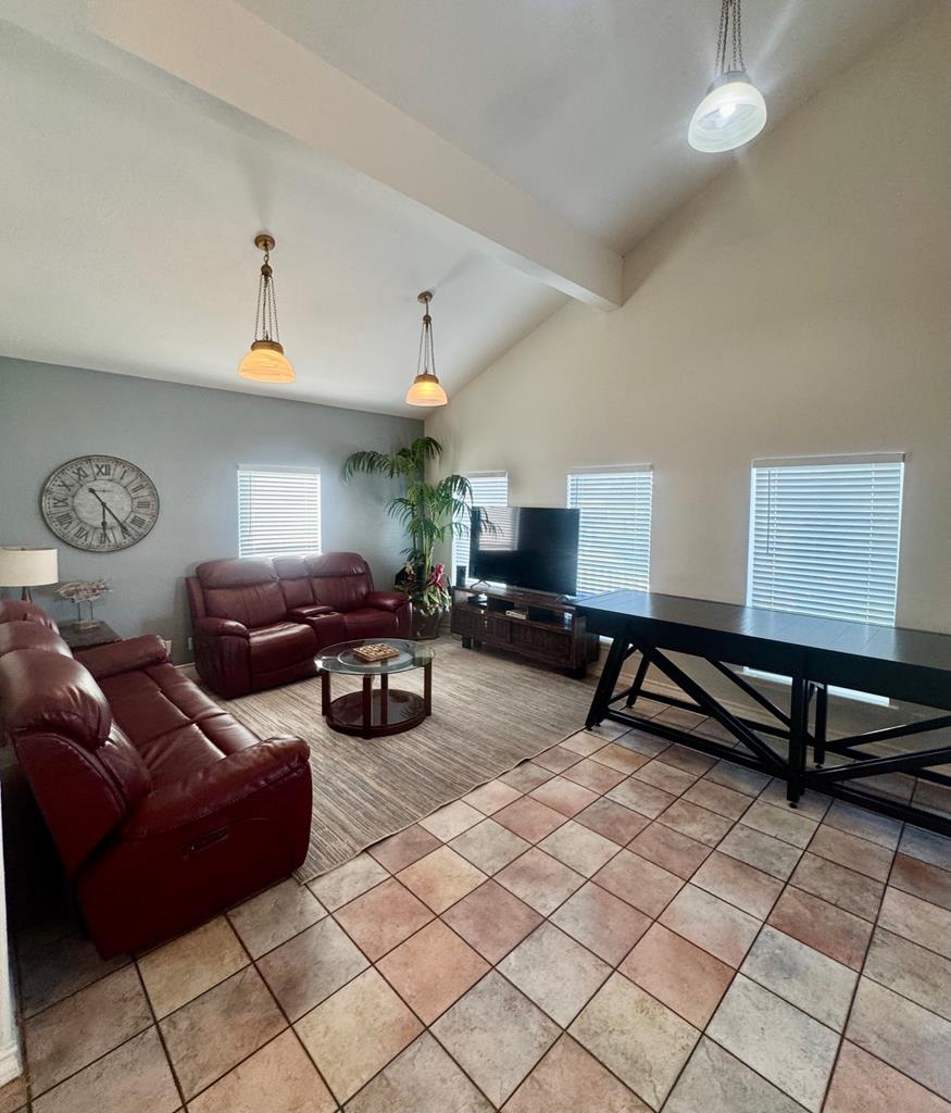 South Padre Island, Texas, 78597, United States, 5 Bedrooms Bedrooms, ,3 BathroomsBathrooms,Residential,Active,1909849
