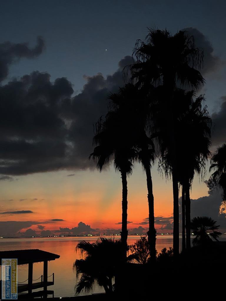 Laguna Vista, Texas, 78578, United States, 4 Bedrooms Bedrooms, ,4 BathroomsBathrooms,Residential,Active,1962187