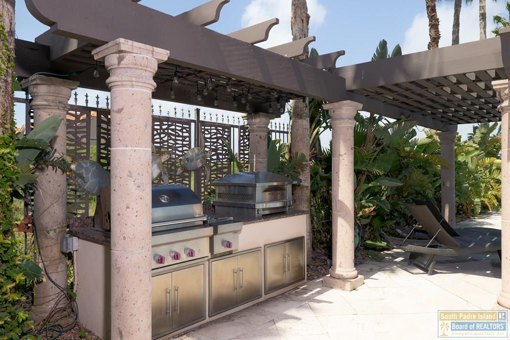 South Padre Island, Texas, 78597, United States, 5 Bedrooms Bedrooms, ,7 BathroomsBathrooms,Residential,Active,1859407