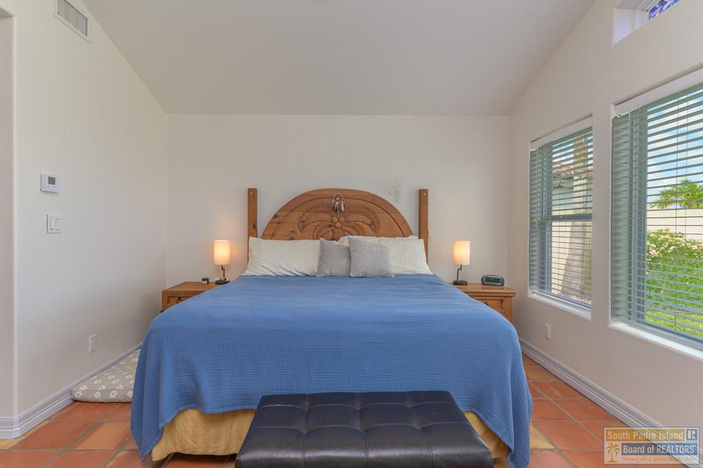 Laguna Vista, Texas, 78578, United States, 4 Bedrooms Bedrooms, ,4 BathroomsBathrooms,Residential,Active,1962187