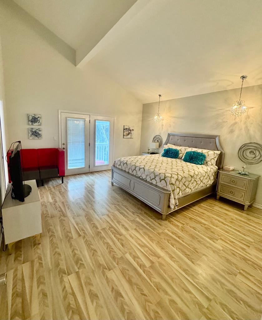 South Padre Island, Texas, 78597, United States, 5 Bedrooms Bedrooms, ,3 BathroomsBathrooms,Residential,Active,1909849