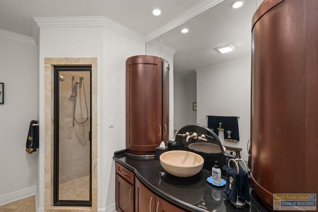 South Padre Island, Texas, 78597, United States, 5 Bedrooms Bedrooms, ,7 BathroomsBathrooms,Residential,Active,1859407