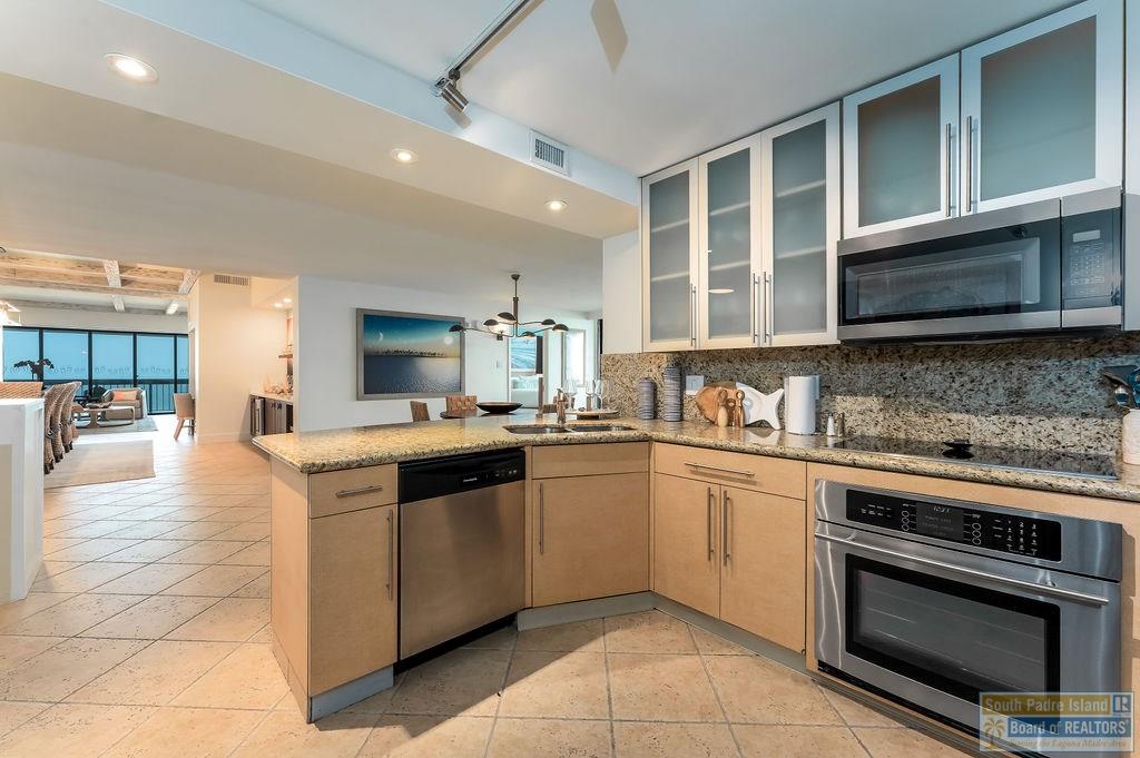 South Padre Island, Texas, 78597, United States, ,3 BathroomsBathrooms,Residential,Active,1769896