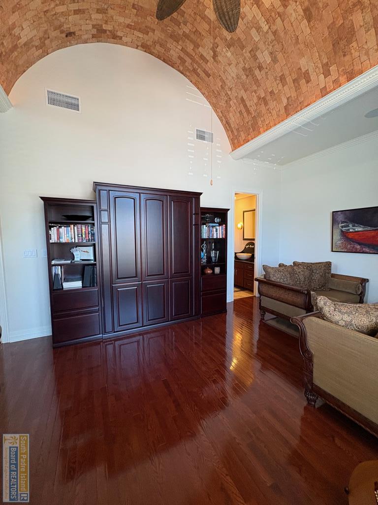South Padre Island, Texas, 78597, United States, 5 Bedrooms Bedrooms, ,7 BathroomsBathrooms,Residential,Active,1859407