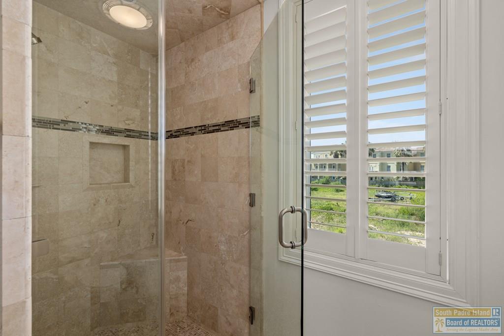South Padre Island, Texas, 78597, United States, 5 Bedrooms Bedrooms, ,7 BathroomsBathrooms,Residential,Active,1859407