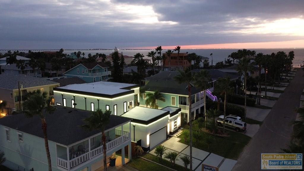 South Padre Island, Texas, 78597, United States, 4 Bedrooms Bedrooms, ,6 BathroomsBathrooms,Residential,Active,2006909