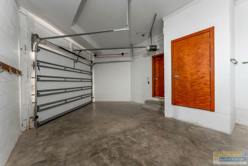 South Padre Island, Texas, 78597, United States, 4 Bedrooms Bedrooms, ,4 BathroomsBathrooms,Residential,Active,1913965