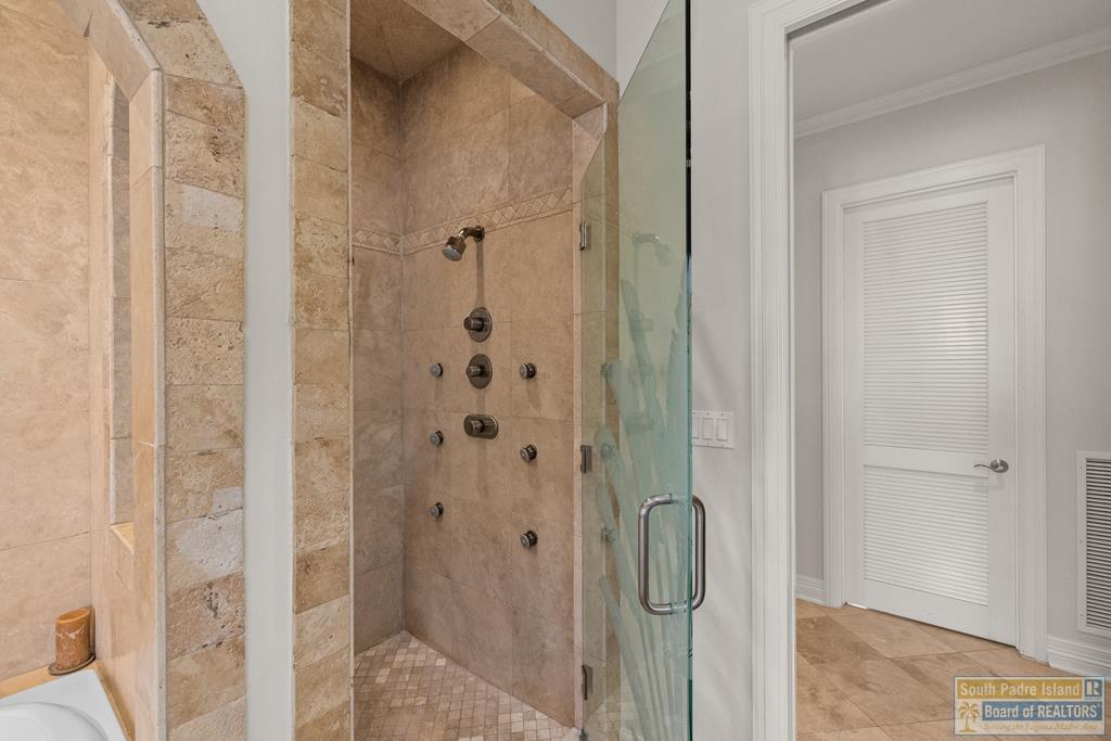 South Padre Island, Texas, 78597, United States, 5 Bedrooms Bedrooms, ,7 BathroomsBathrooms,Residential,Active,1859407