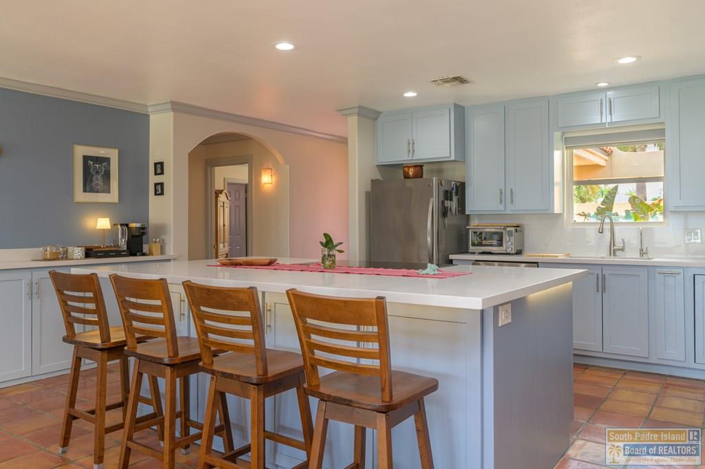 Laguna Vista, Texas, 78578, United States, 4 Bedrooms Bedrooms, ,4 BathroomsBathrooms,Residential,Active,1962187